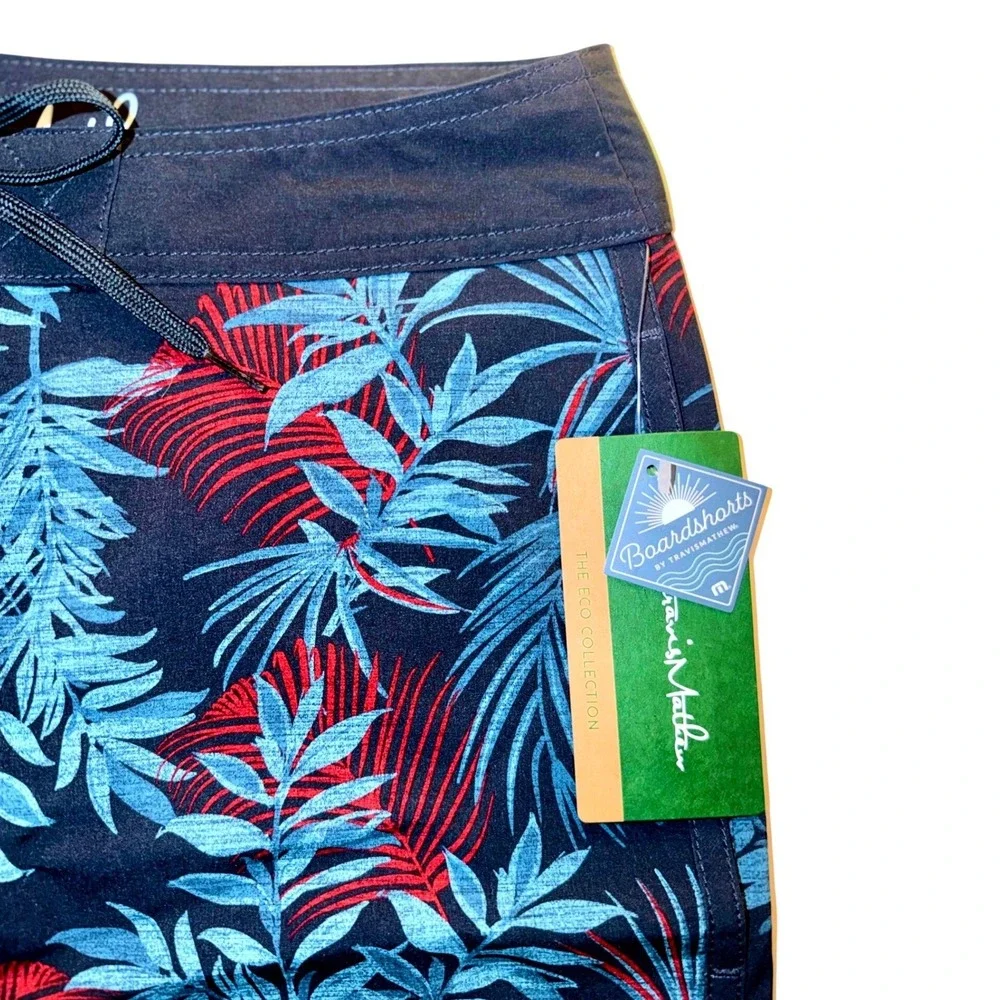 TravisMathew Board Shorts Men 32 Small Blue‎ Nights Party Hearty Tropical NWT